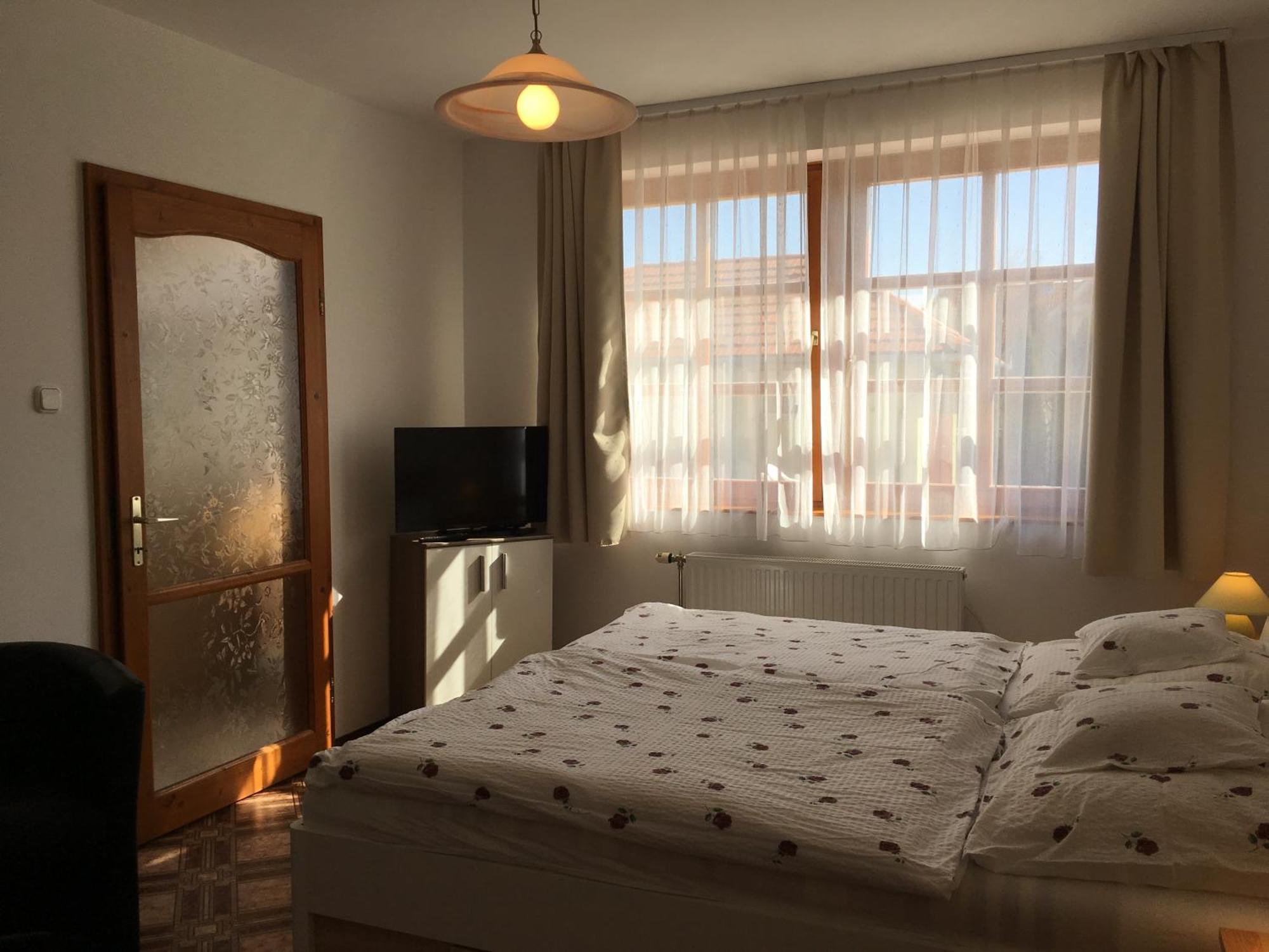 Gitta Apartman บุค ภายนอก รูปภาพ