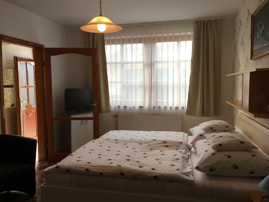 Gitta Apartman บุค ภายนอก รูปภาพ